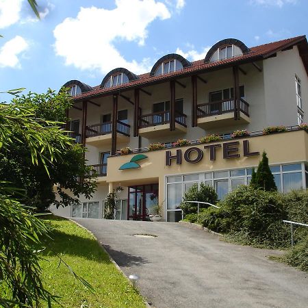 Hotel Muehlbergblick Mengersgereuth-Hammern Esterno foto